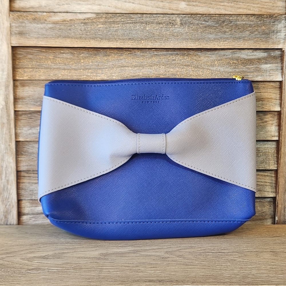 Elizabeth Arden Blue Bow Makeup Cosmetic Travel Bag Unused